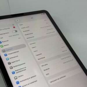 iPad Air 4e 64GB grijs /krasvrij /88% batt /garantie
