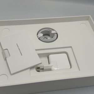 MacBook Air 256GB grijs /ongebruikt + 12 maanden garantie