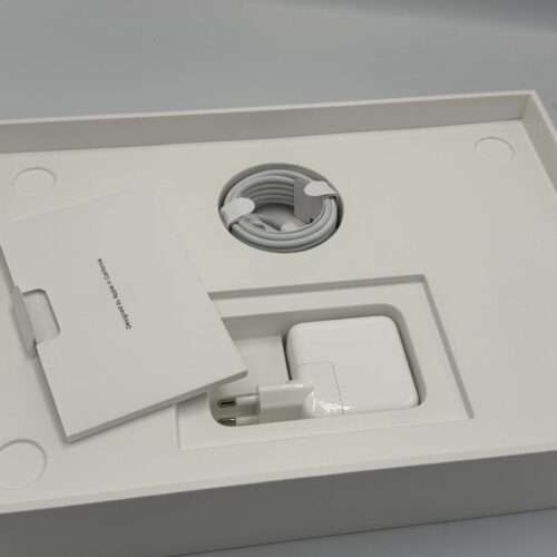 MacBook Air 256GB grijs /ongebruikt + 12 maanden garantie