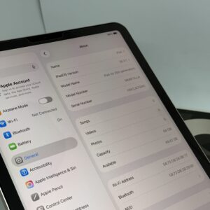 iPad Air 5e 64Gb sterrenlicht /100% batt /krasvrij /garantie