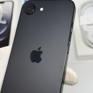 iPhone 16E 128GB zwart /100% batt /zeer net /garantie