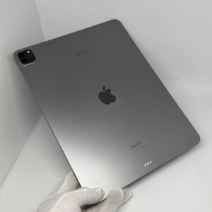 IMG_1175 2 iPad Pro 12,9 M2 512GB grijs /92% batt /krasvrij /garantie