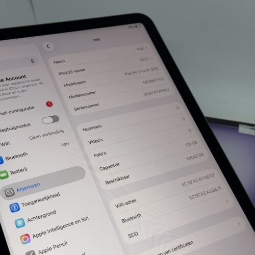 iPad Air 7e M3 128GB grijs /krasvrij /99% batt /garantie