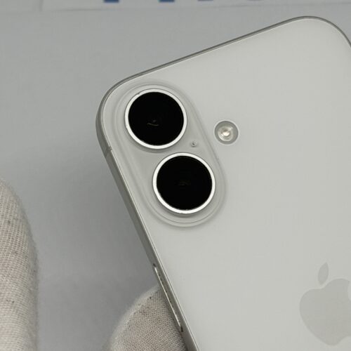 IMG_1377 2 iPhone 16 128GB wit /zeer net /92% batt /garantie