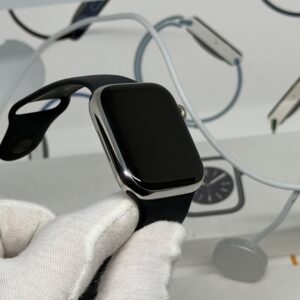 Apple Watch 8 RVS (zilver) 45MM /97% batt /krasvrij scherm /garantie