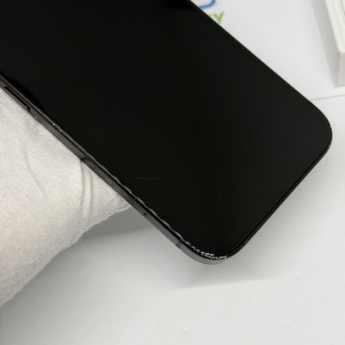 IMG_3652 2 iPhone 15 256GB zwart /zeer net /88% batt /garantie