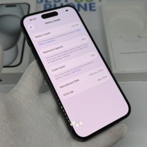 IMG_3655 iPhone 15 256GB zwart /zeer net /88% batt /garantie
