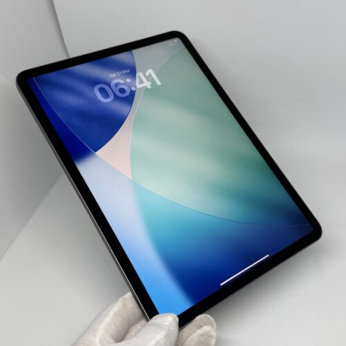 iPad Pro 3e 11 inch M1 128GB grijs /zeer net /98% batt /garantie