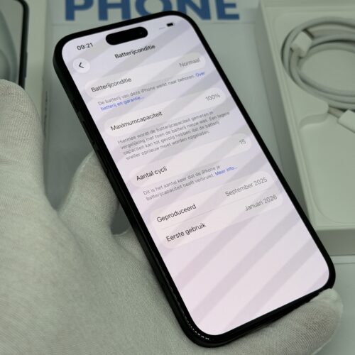 iPhone 15 128GB zwart /100% batt /zeer net /garantie