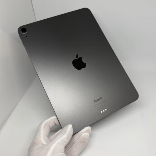 iPad Air 5e M1 64GB grijs /krasvrij /97% batt /garantie