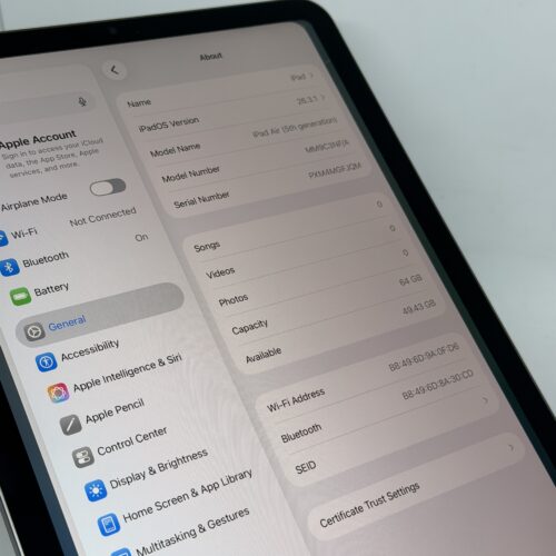 iPad Air 5e M1 64GB grijs /krasvrij /97% batt /garantie