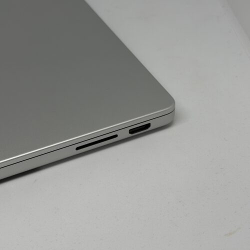 MacBook Pro M3 512GB zilver /krasvrij /94% batt /garantie