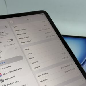 iPad Air 6e M2 128GB blauw /krasvrij /88% batt /garantie