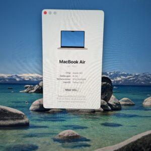 MacBook Air M2 256GB sterrenlicht /krasvrij /99% batt /garantie