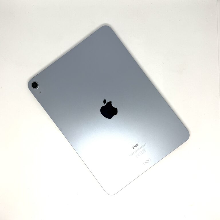 iPad Air 4e 256GB blauw /krasvrij /85% batt /garantie