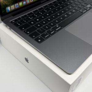 IMG_2862 2 MacBook Air M1 256GB grijs /zeer net /96% batt /garantie