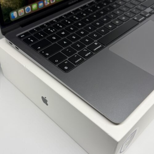 IMG_2862 2 MacBook Air M1 256GB grijs /zeer net /96% batt /garantie