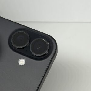 IMG_4677 iPhone 16 128GB zwart /licht gebruikt /90% batt /garantie