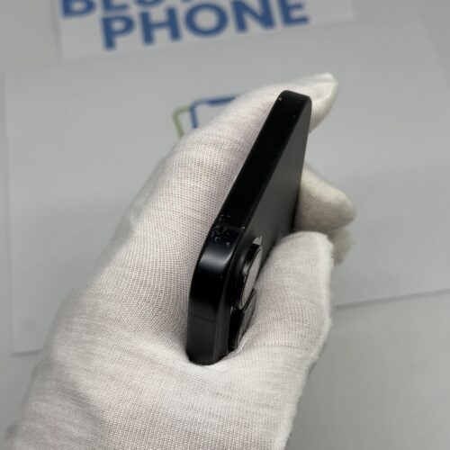 IMG_4681 2 iPhone 16 128GB zwart /licht gebruikt /90% batt /garantie