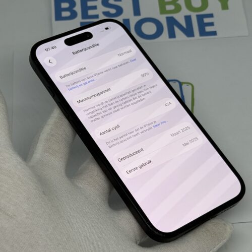 IMG_4686 iPhone 16 128GB zwart /licht gebruikt /90% batt /garantie