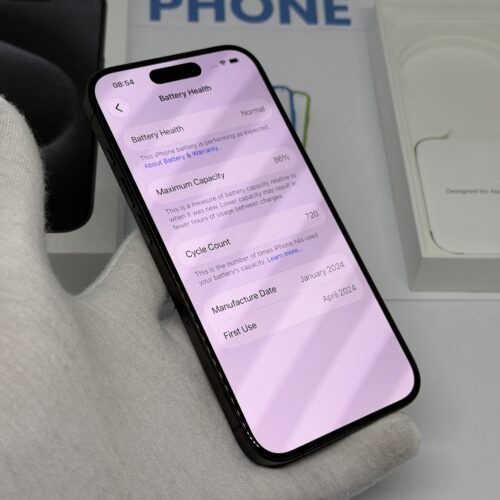 IMG_3278 iPhone 15 Pro 128GB zwart /86% batt /krasvrij glas /garantie