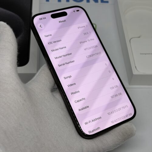 IMG_3279 iPhone 15 Pro 128GB zwart /86% batt /krasvrij glas /garantie