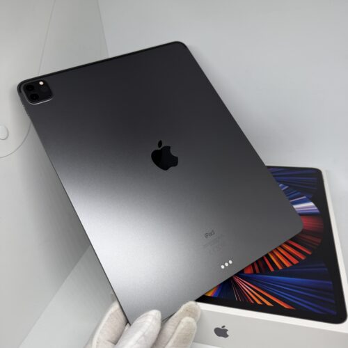 IMG_3739 iPad Pro 12,9 M1 512GB grijs /krasvrij /90% batt /garantie