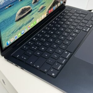 MacBook Air m2 256GB blauw /krasvrij /100% batt /garantie