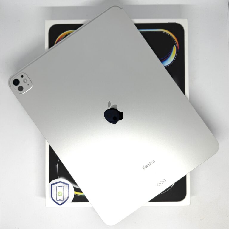 iPad Pro 13 inch M4 256GB zilver /krasvrij /90% batt /garantie