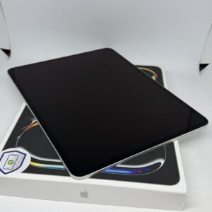iPad Pro 13 inch M4 256GB zilver /krasvrij /90% batt /garantie