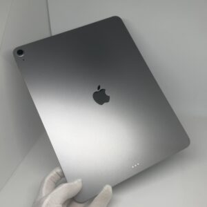 iPad Air 8e 13 inch M4 128GB grijs /krasvrij /100% batt /garantie