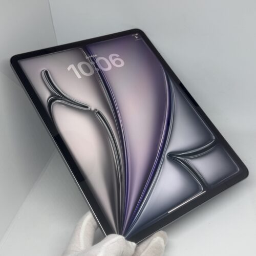 iPad Air 8e 13 inch M4 128GB grijs /krasvrij /100% batt /garantie