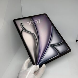 iPad Air 8e 13 inch M4 128GB grijs /krasvrij /100% batt /garantie