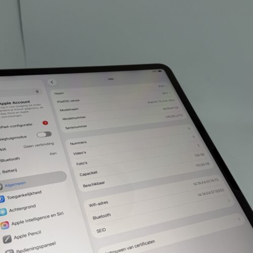 iPad Air 8e 13 inch M4 128GB grijs /krasvrij /100% batt /garantie