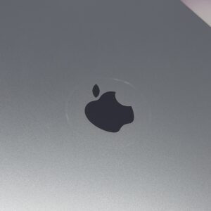IMG_4575 3 iPad Air 6e 13 inch M2 128GB paars /zeer net /100% batt /garantie