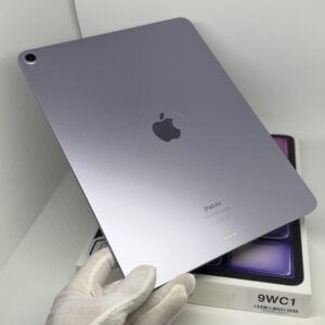 IMG_4576 3 iPad Air 6e 13 inch M2 128GB paars /zeer net /100% batt /garantie