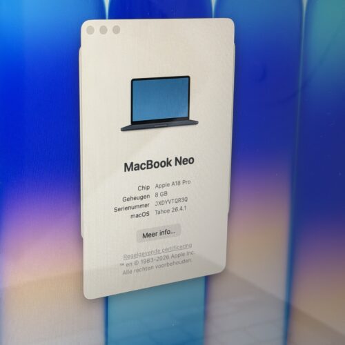 MacBook Neo 512GB indigo touchID /ongebruikt + 12 maanden garantie