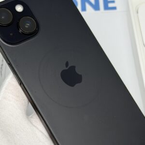 iPhone 15 128GB zwart /licht gebruikt /87% batt /garantie