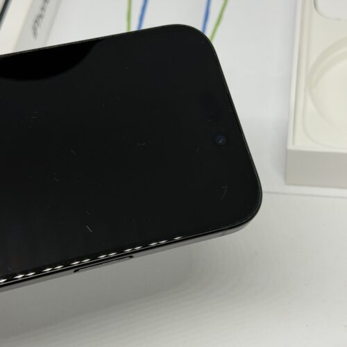 iPhone 15 128GB zwart /licht gebruikt /87% batt /garantie