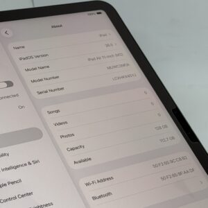 IMG_4940 iPad Air 6e 11 inch M2 128GB grijs /krasvrij /98% batt /garantie