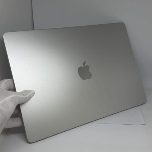 MacBook Air 15 inch M3 512GB zilver /zeer net /93% batt /garantie
