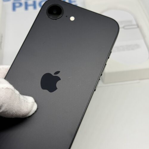 iPhone 16E 128GB zwart /zeer net /100% batt /garantie