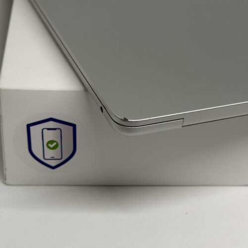 MacBook Air M2 15 inch 256GB zilver /zeer net /89% batt /garantie