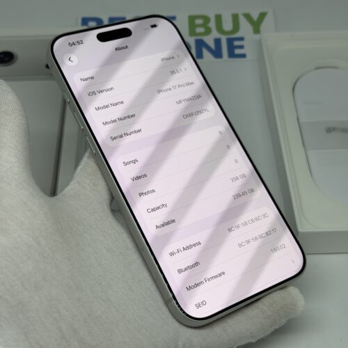 IMG_5427 2 iPhone 17 Pro Max 256GB zilver /krasvrij /100% batt /garantie