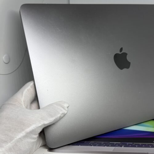 MacBook Pro M1 256GB grijs /licht gebruikt /94% batt /garantie