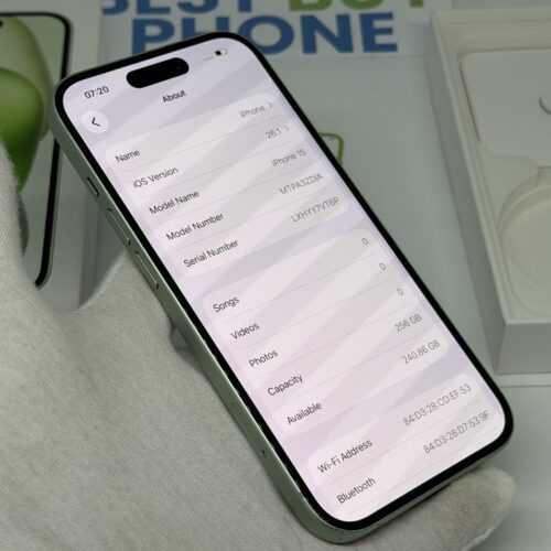 iPhone 15 256GB groen /licht gebruikt /89% batt /garantie