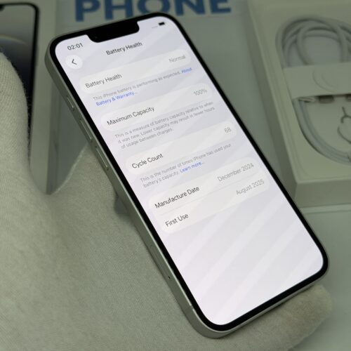 IMG_5941 2 iPhone 16E 128GB wit /krasvrij /100% batt /garantie