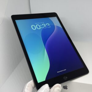IMG_6038 2 iPad 9e 64GB grijs /krasvrij /97% batt /garantie