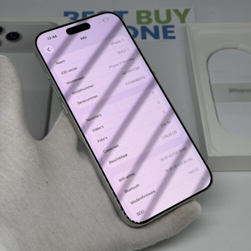 IMG_6101 iPhone 17 Pro Max 256GB zilver /krasvrij glas /100% batt /garantie