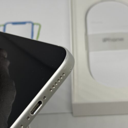 IMG_6105 iPhone 17 Pro Max 256GB zilver /krasvrij glas /100% batt /garantie